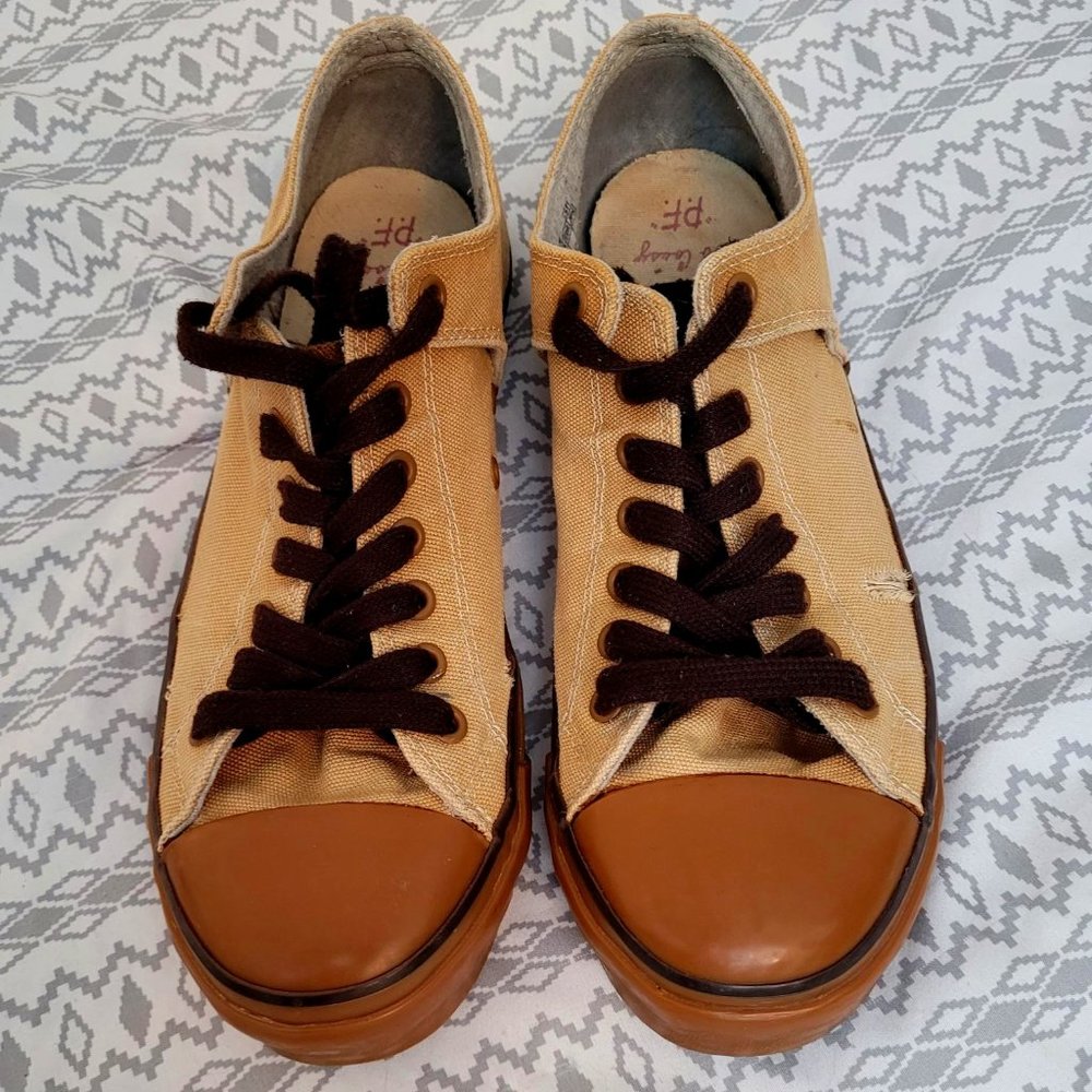 Vintage Bob Cousy brown canvas sneakers.  Women's 11, Men's 9.5